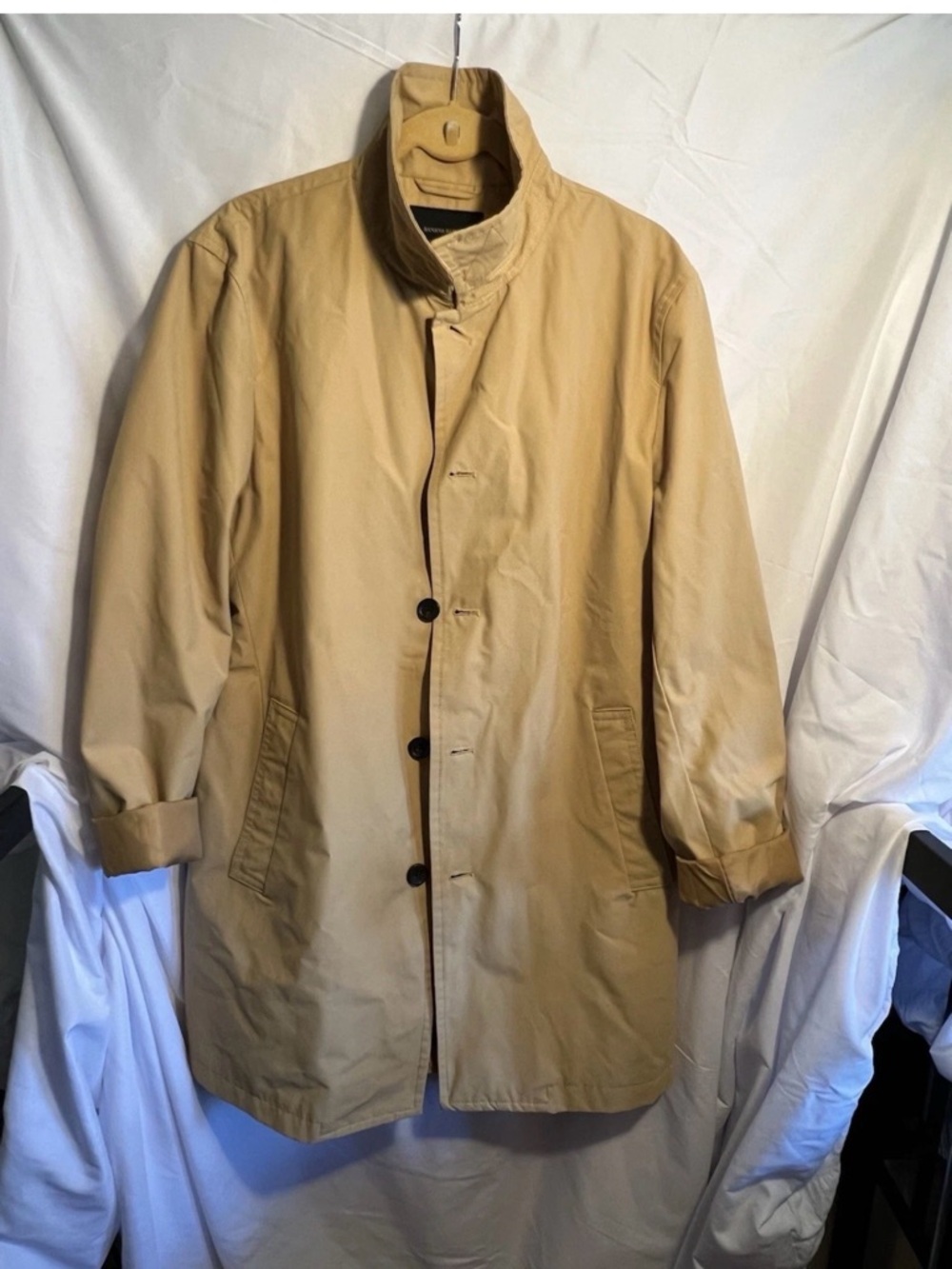 Vintage Banana Republic Tan Single-Breasted Lightweight Trench Coat